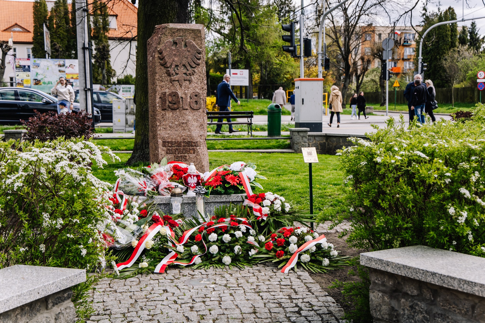 pomnik w Ostrowi Mazowieckiej znajdujący się na placu wolności