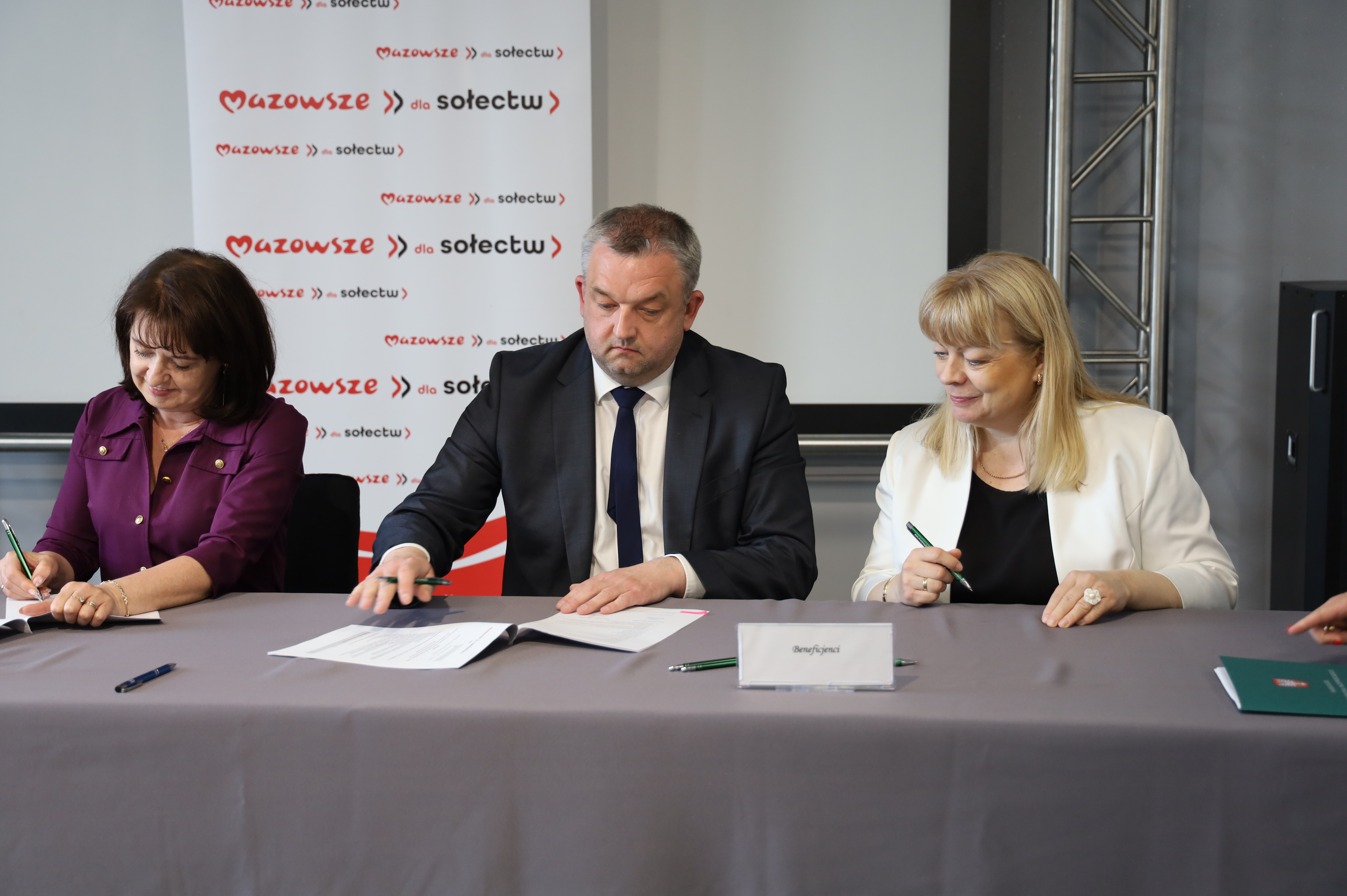 Miasto Ostrów Mazowiecka z dofinansowaniem na lokalne inicjatywy!