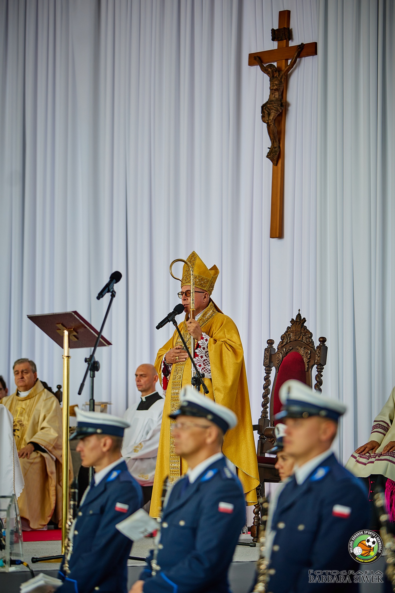 Uroczysta Msza Święta pod przewodnictwem ks. biskupa Janusza Stepnowskiego