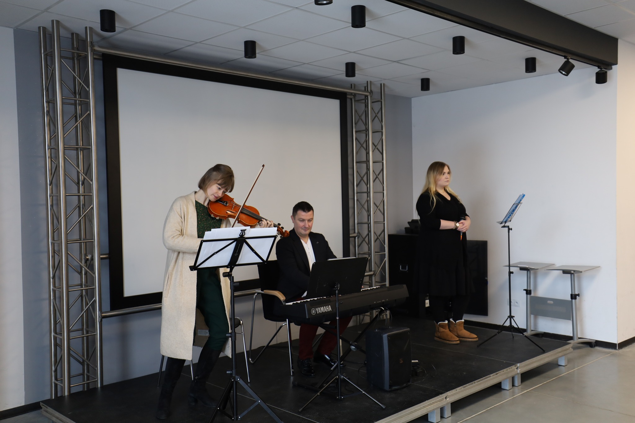 Audycje muzyczne w Starej Elektrowni z Filharmonią z Łomży
