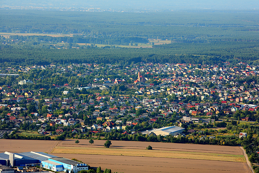 widok działek i pól z lotu ptaka miasto Ostrów Mazowiecka 