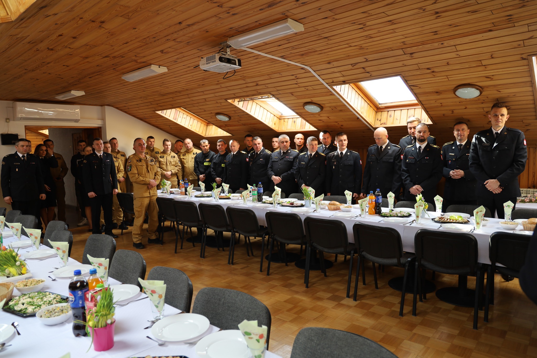 Spotkanie wielkanocne Komendy Powiatowej Państwowej Straży Pożarnej w Ostrowi Mazowieckiej.