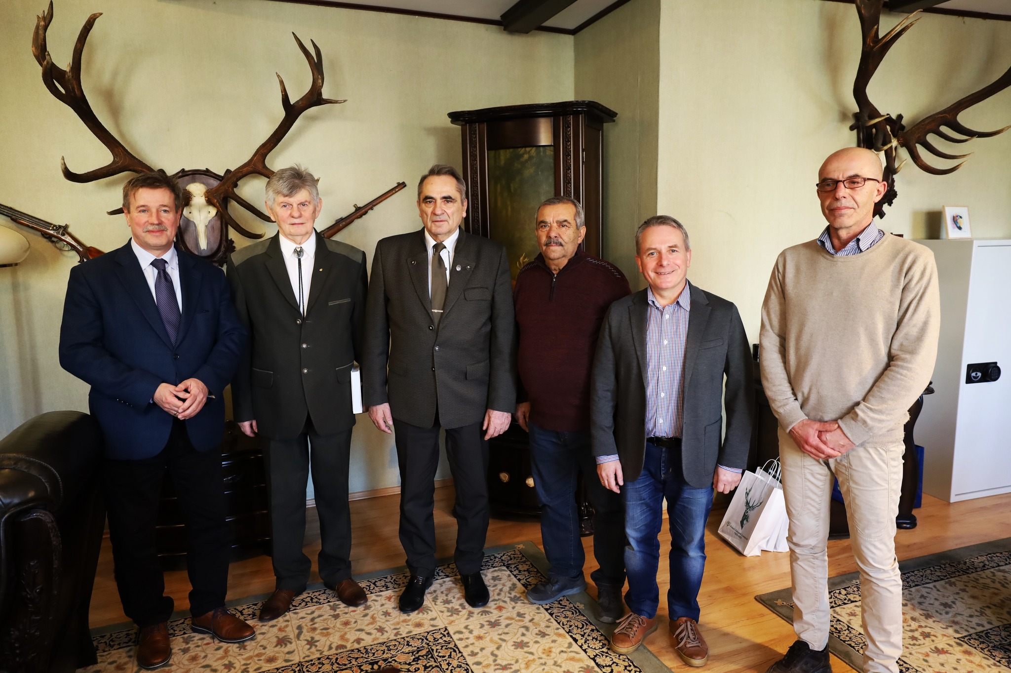 Delegacja z Brembate di Sopra w siedzibie Zarządu Głównego Polskiego Związku Łowieckiego