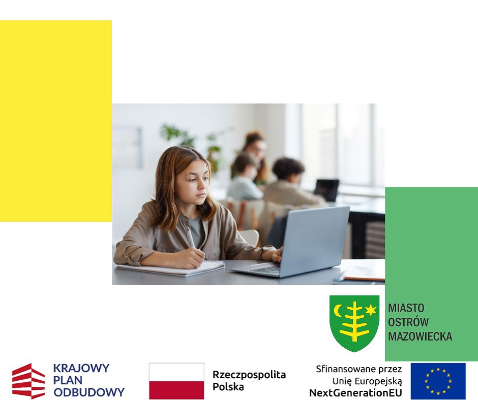 Dziewczynka przy komputerze.