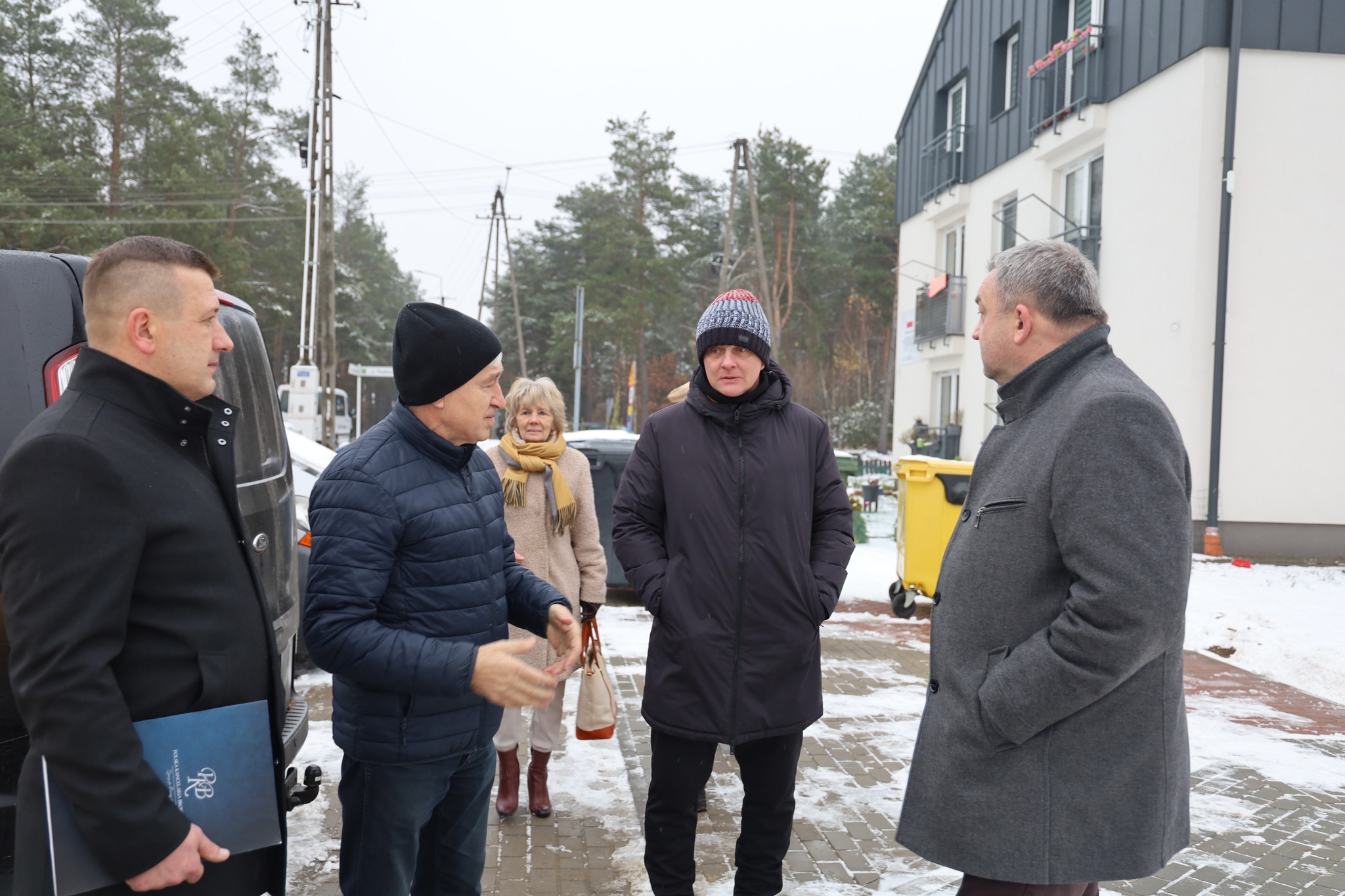 WIZJA LOKALNA PRZY BUDYNKU SOCJALNYM