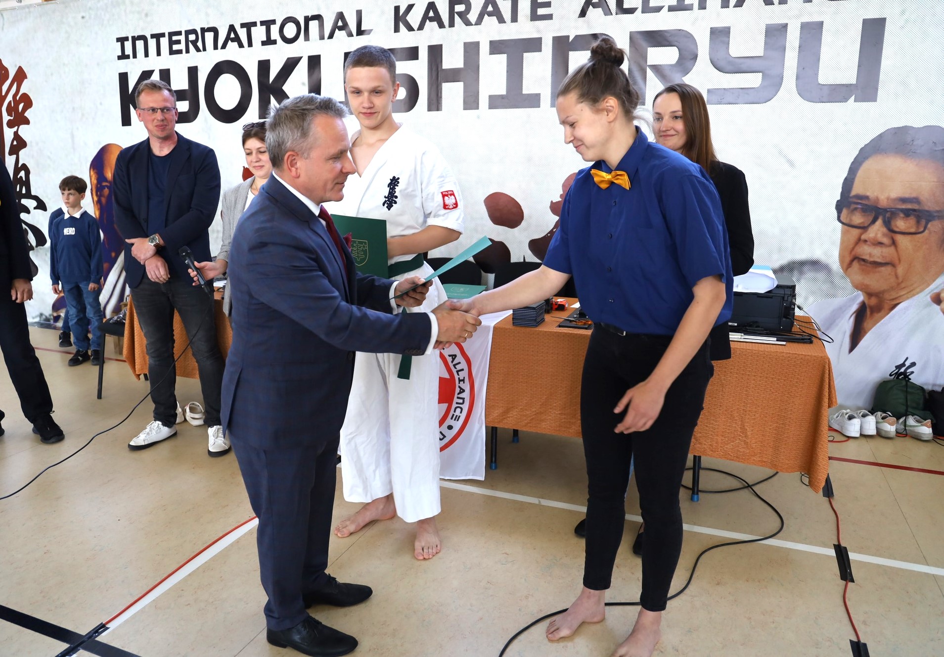 plakat XVIII Ogólnopolski Turniej Karate Kyokushinkai o Puchar Burmistrza Ostrowi Mazowieckiej