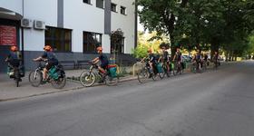 Grupa rowerzystów biorących udział w akcji charytatywnej odwiedziła Ostrów Mazowiecką