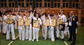 Świetne starty zawodników Ostrowskiego Klubu Karate Kyokushinkai w listopadzie!