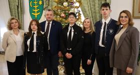 Uczniowie CSL Technikum Lotniczego z wizytą u Burmistrza