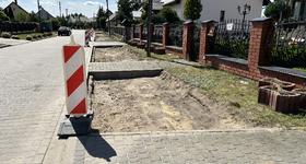 Rozpoczęła się budowa chodnika przy ulicy Staszica