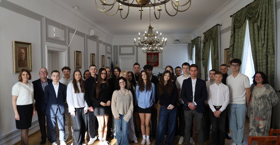 VI sesja Młodzieżowej Rady Miasta Ostrów Mazowiecka